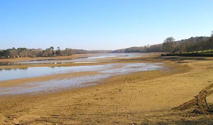 SÉCHERESSE - Nappes en baisse et agriculture sous pression dans les Landes